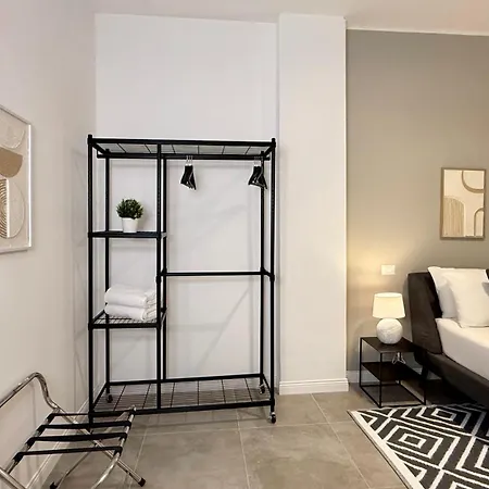 Laus Andrea Da Luxury & Design 2 شقة باري