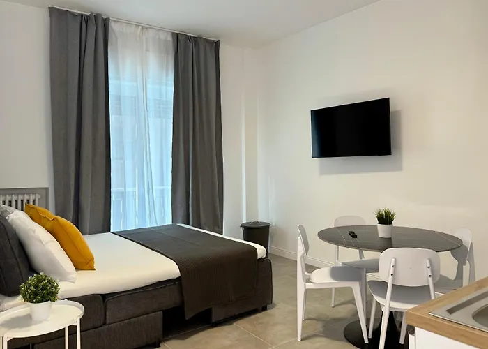 Laus Andrea Da Luxury & Design 2 * Μπάρι